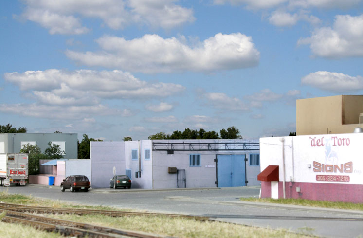 Modernmodelrailroadstructures_02