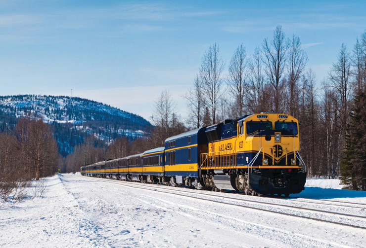 Alaska_AuroraTrain