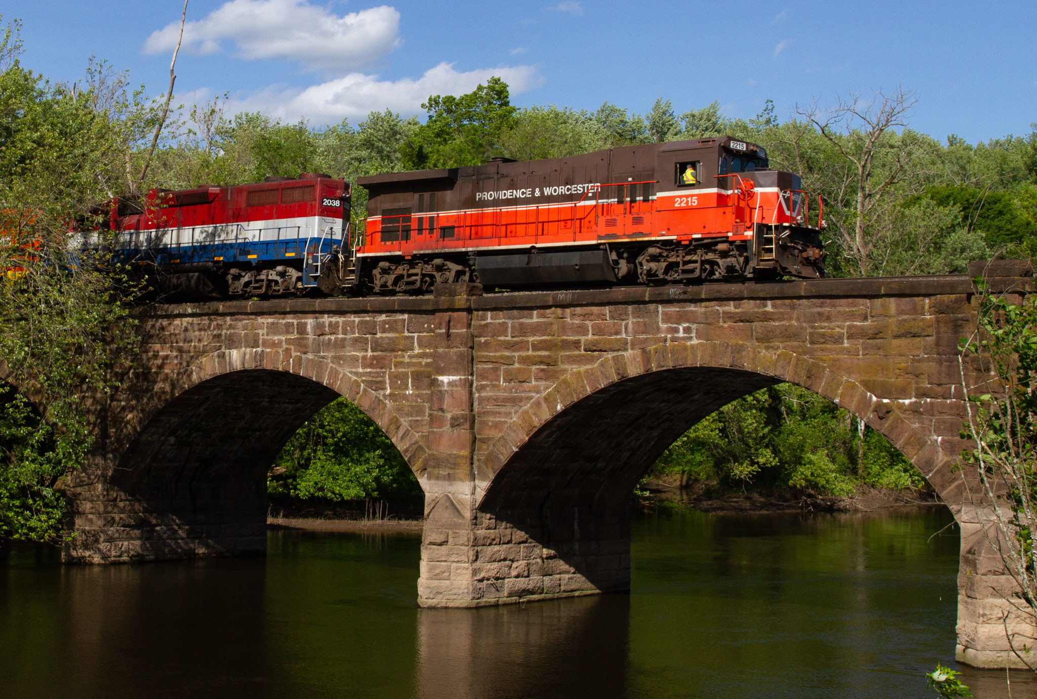 Ask Trains What were Providence & Worcester Railroad's colors in 2000