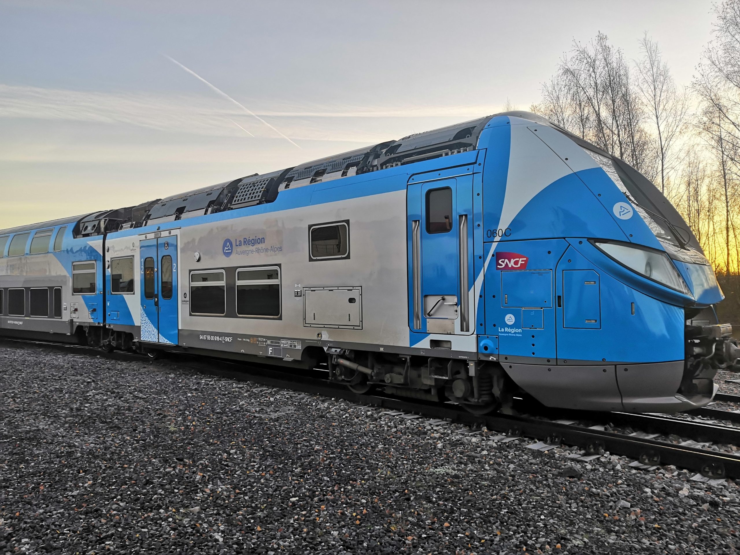 bombardierregio2nregionaltrain