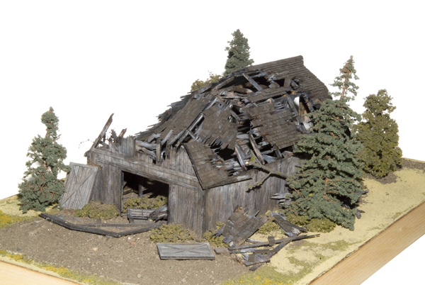 Branchline Trains HO scale fallen barn