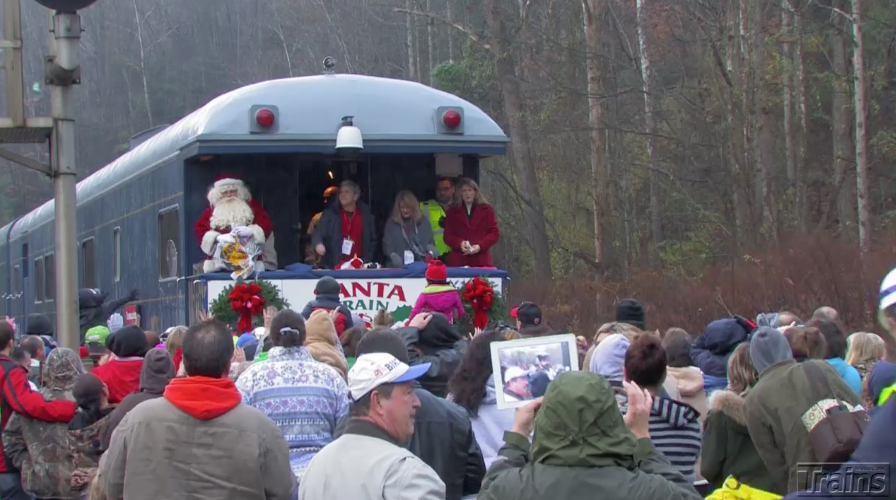 Trains' 'cheat sheet' for CSX's Santa Train Trains Magazine