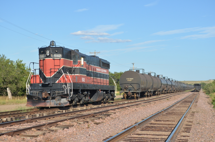 DakotaSouthernSD7andrebuilttrackatChamberlainSDPatMalone