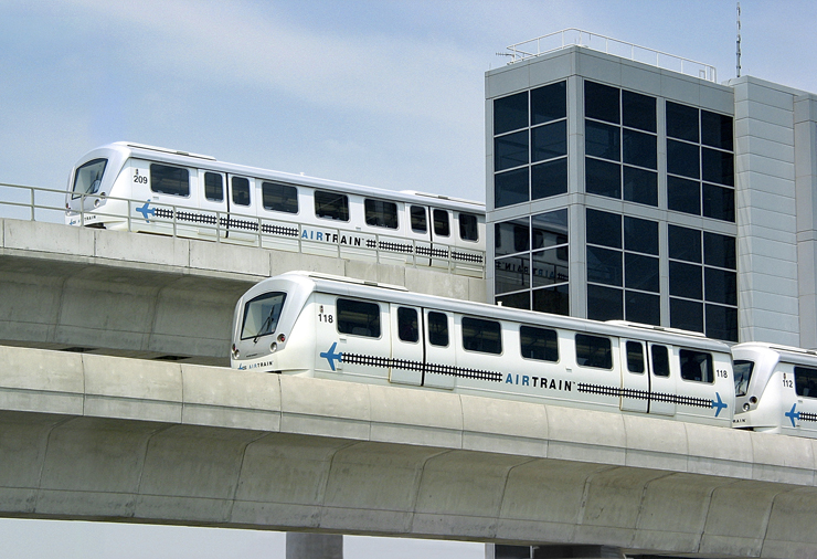 JFK_Airtrain_Bombardier