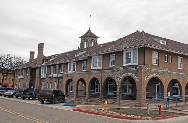 LasVegasHarveyHouse2
