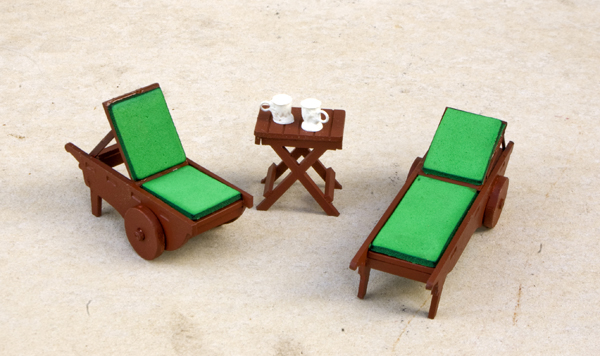 lawn_furniture