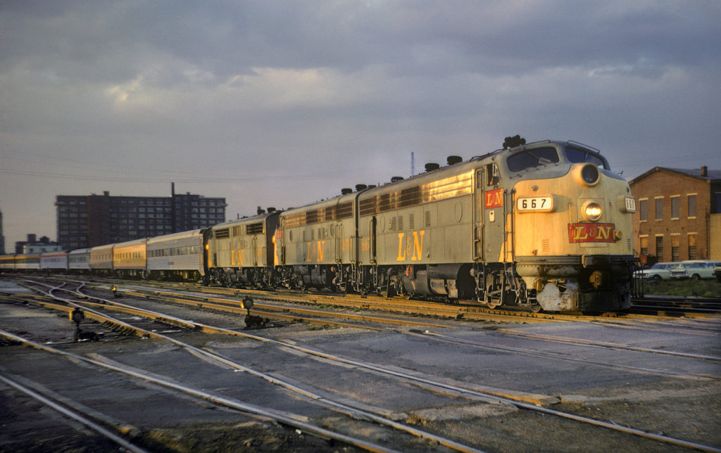 LN066701LouisvilleKYUnionSta05001966DanDoverCollection