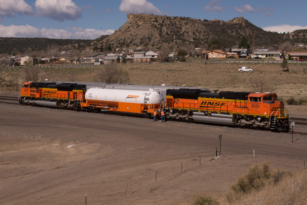 bnsf-moves-lng-testing-north-trains-magazine