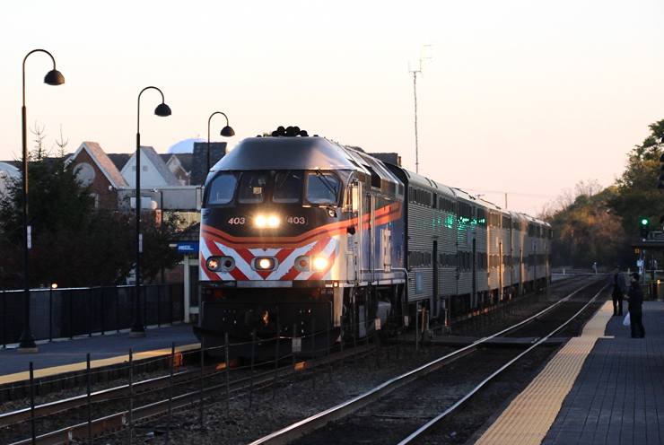 Metra_Deerfield_Lassen