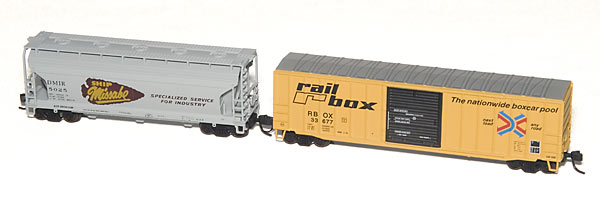 American Car & Foundry (ACF) 3,560-cubic-foot-capacity three-bay covered hopper and ACF 50'-6