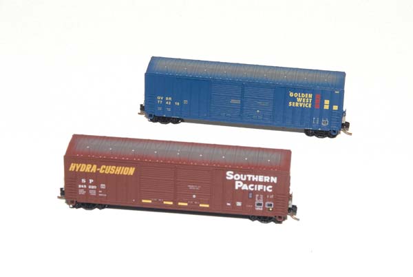 FMC 5,283-cubic-foot-capacity double-door boxcar