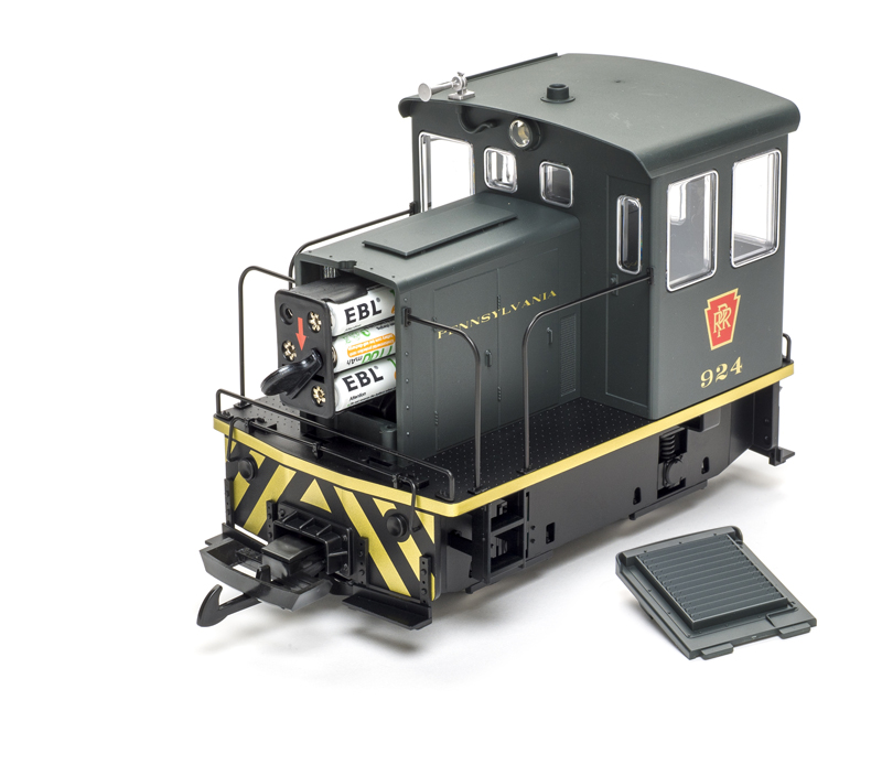 General Electric 25 Ton Diesel Switcher by Piko in G Scale