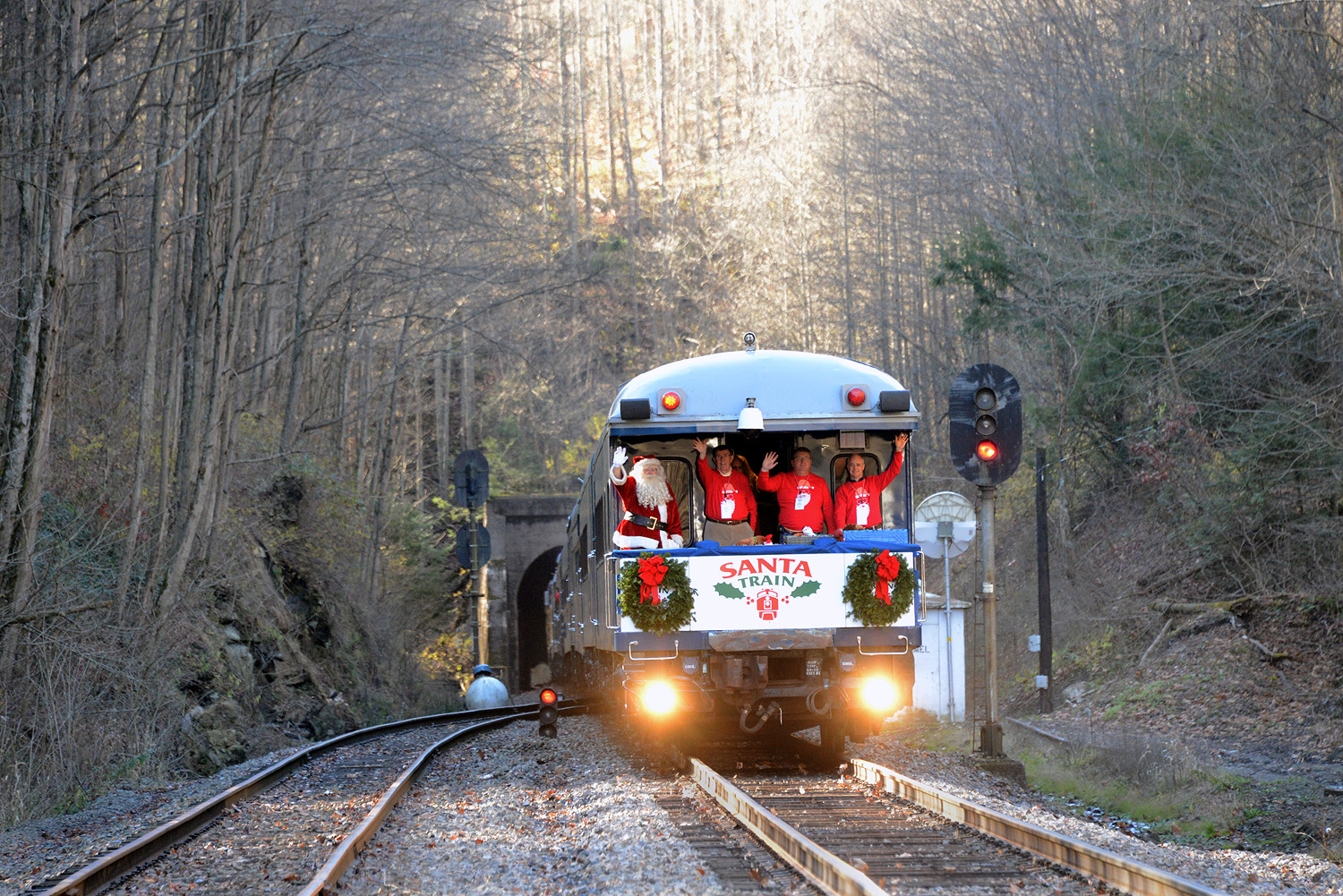 History and heritage merge with CSX Santa Train w/GALLERY Trains Magazine