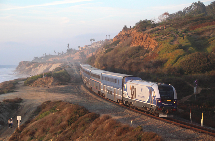 Surfliner_DelMar_Lassen