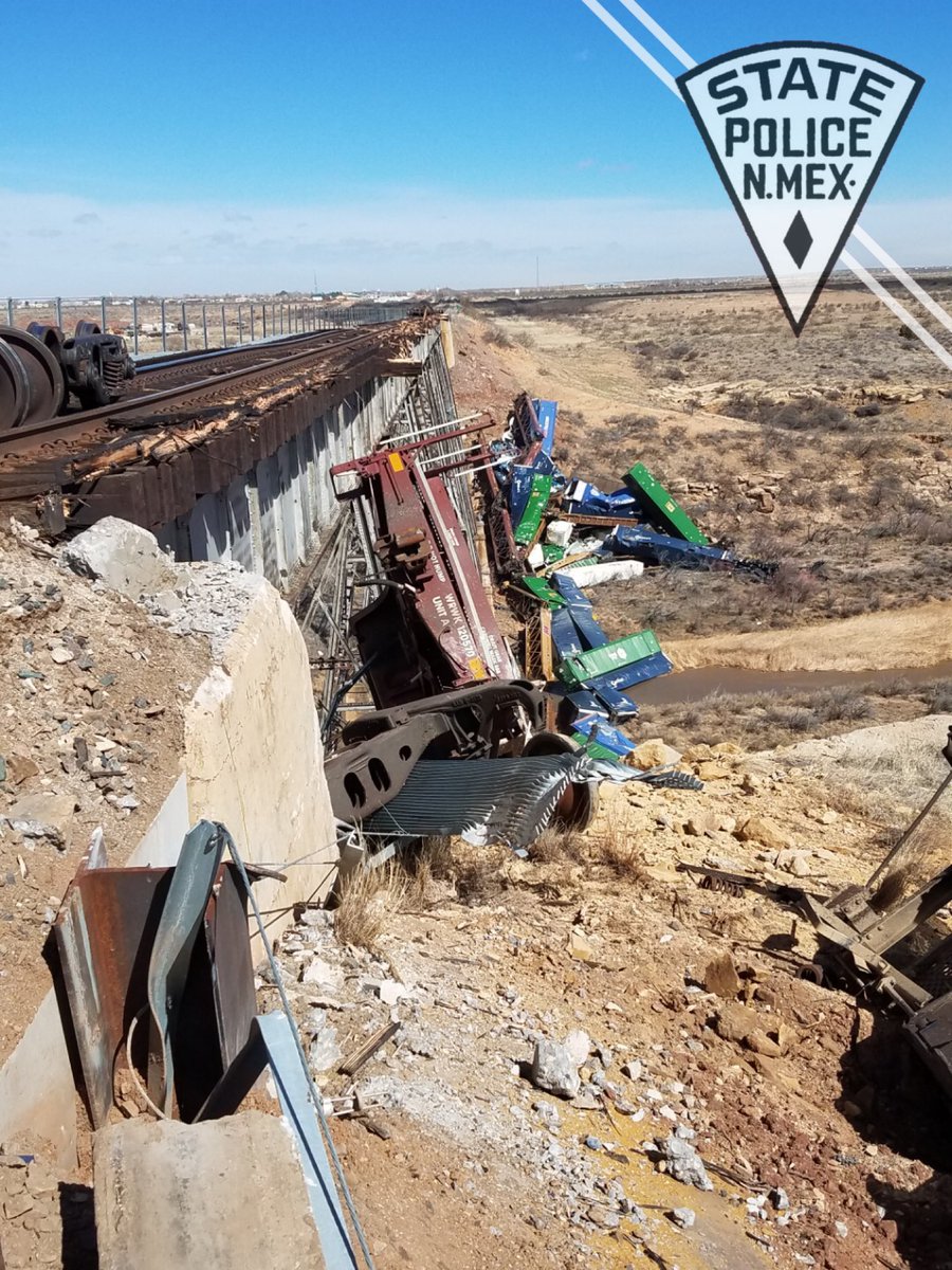 UnionPacificLoganNewMexicorailcarsderailed