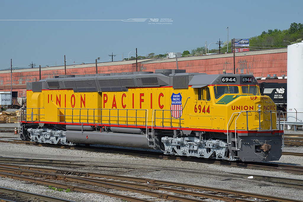 UP6944
