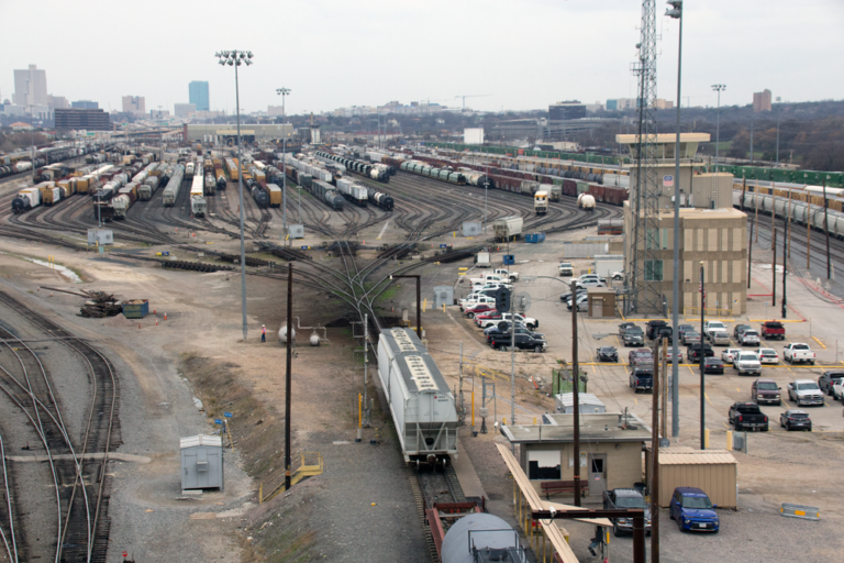 Union Pacific idles Fort Worth yard hump; railroad executives say more