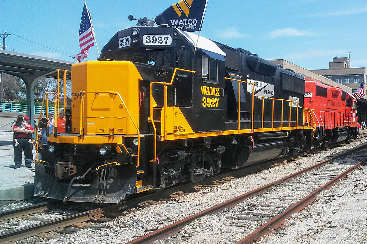 WAMX3927