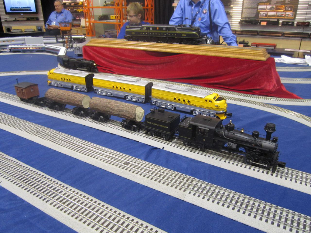 Lionel’s new O gauge Cass Scenic RR logging train set includes huge logs and a very small caboose.