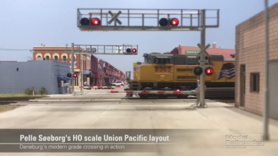 Video: Animated grade crossing signal on Pelle Soeborg’s HO scale model railroad