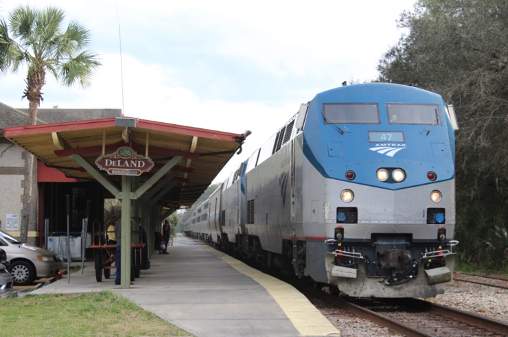 The northbound Silver Meteor arrives at Deland, Fla., in March 2016