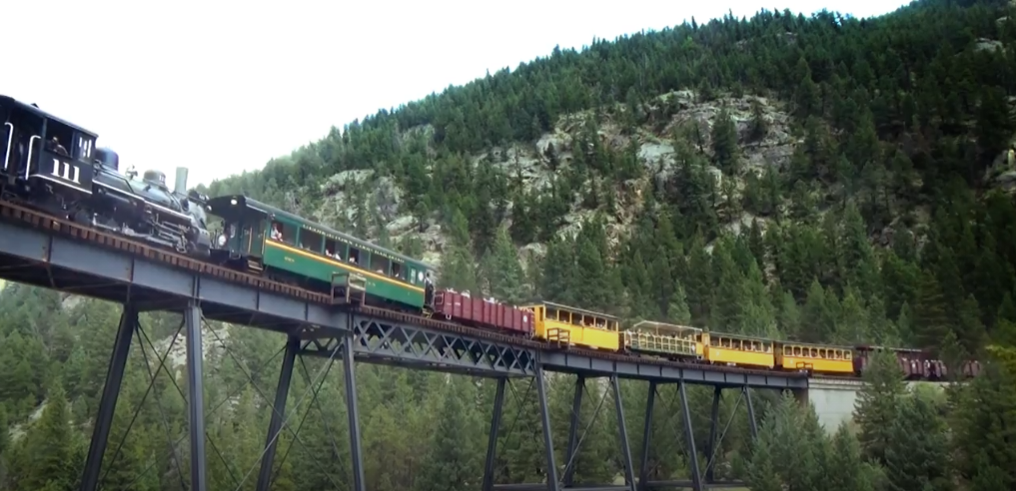 A train travels on the Devil's Gate Viaduct