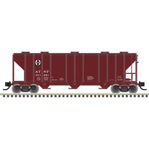 Three bay covered hopper