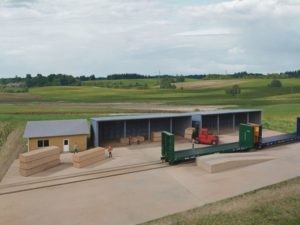 Lumber transload in fiels