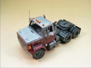 Short hood tractor