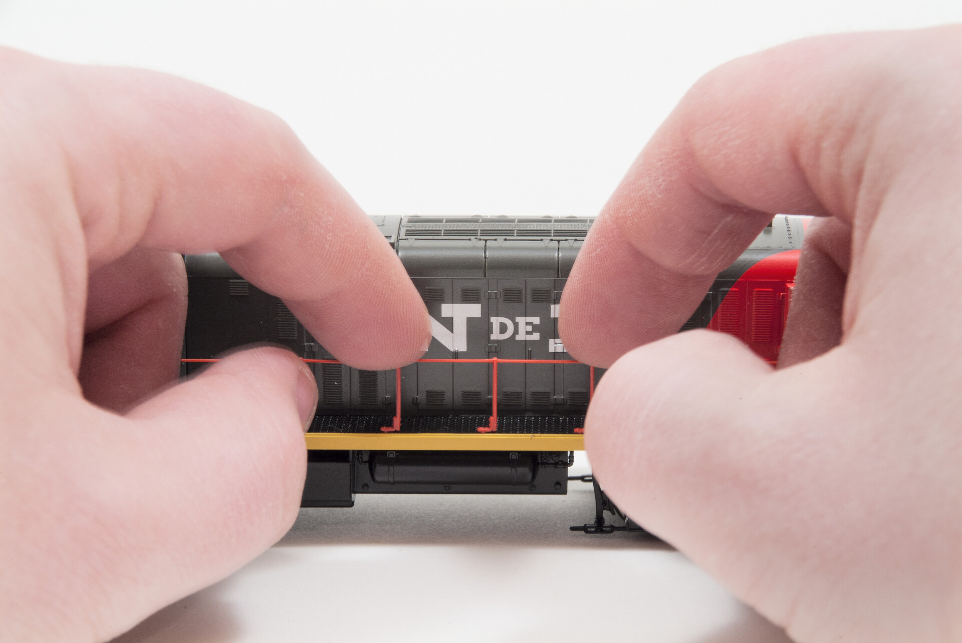 Repair acetal handrails Trains