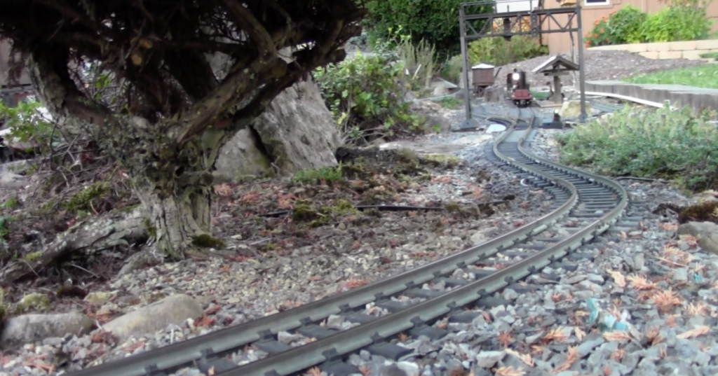 Birdhaven & Hemlock garden railroad