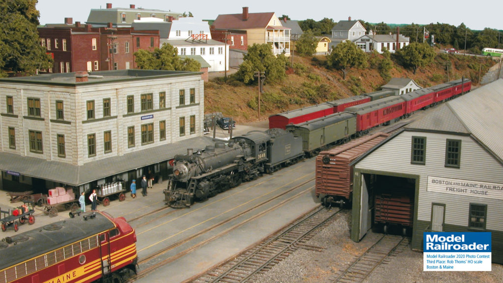 Rob Thoms staged and photographed the scene on his HO scale layout.