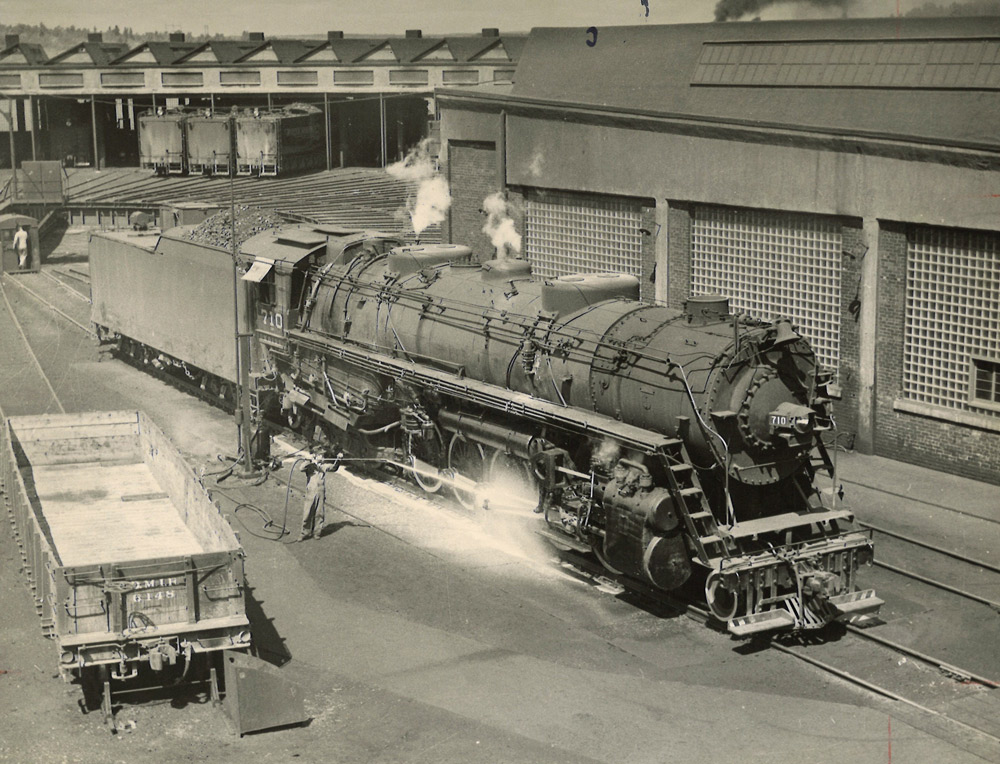 2-10-4 steam locomotive
