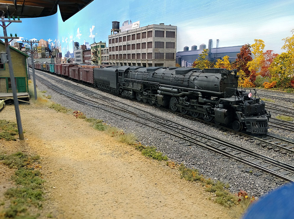 Model Trains & Locomotives