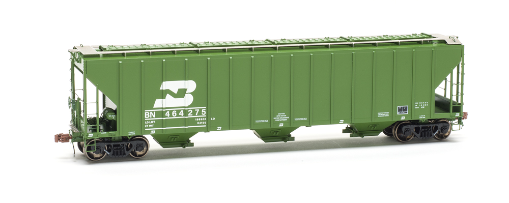 Side view of ScaleTrains.com HO scale Burlington Northern 4785 covered hopper.