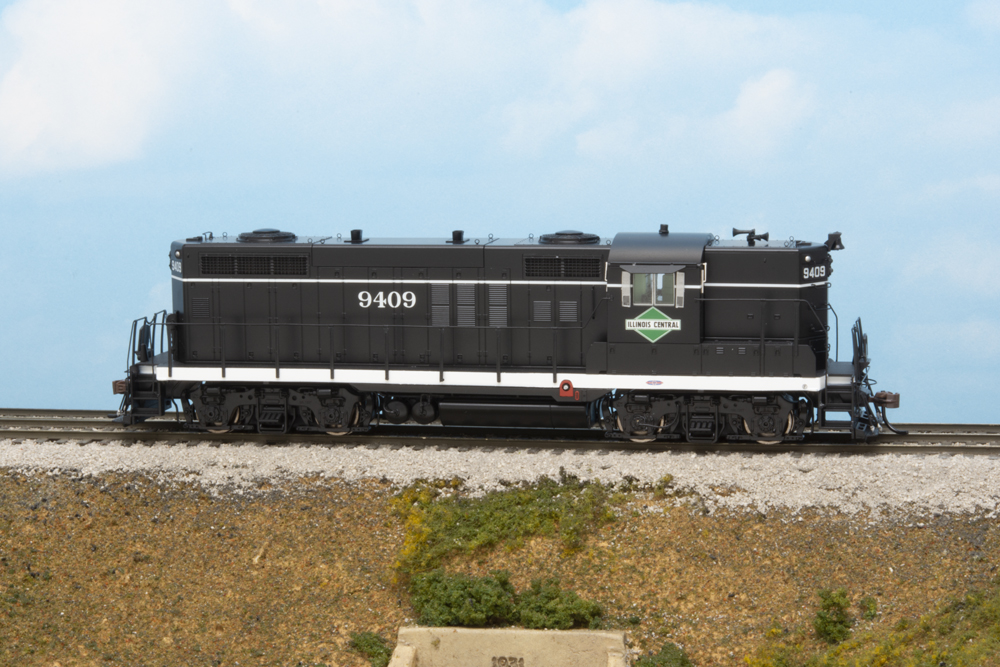 Illinois Central Electro-Motive Division GP18 diesel locomotive.