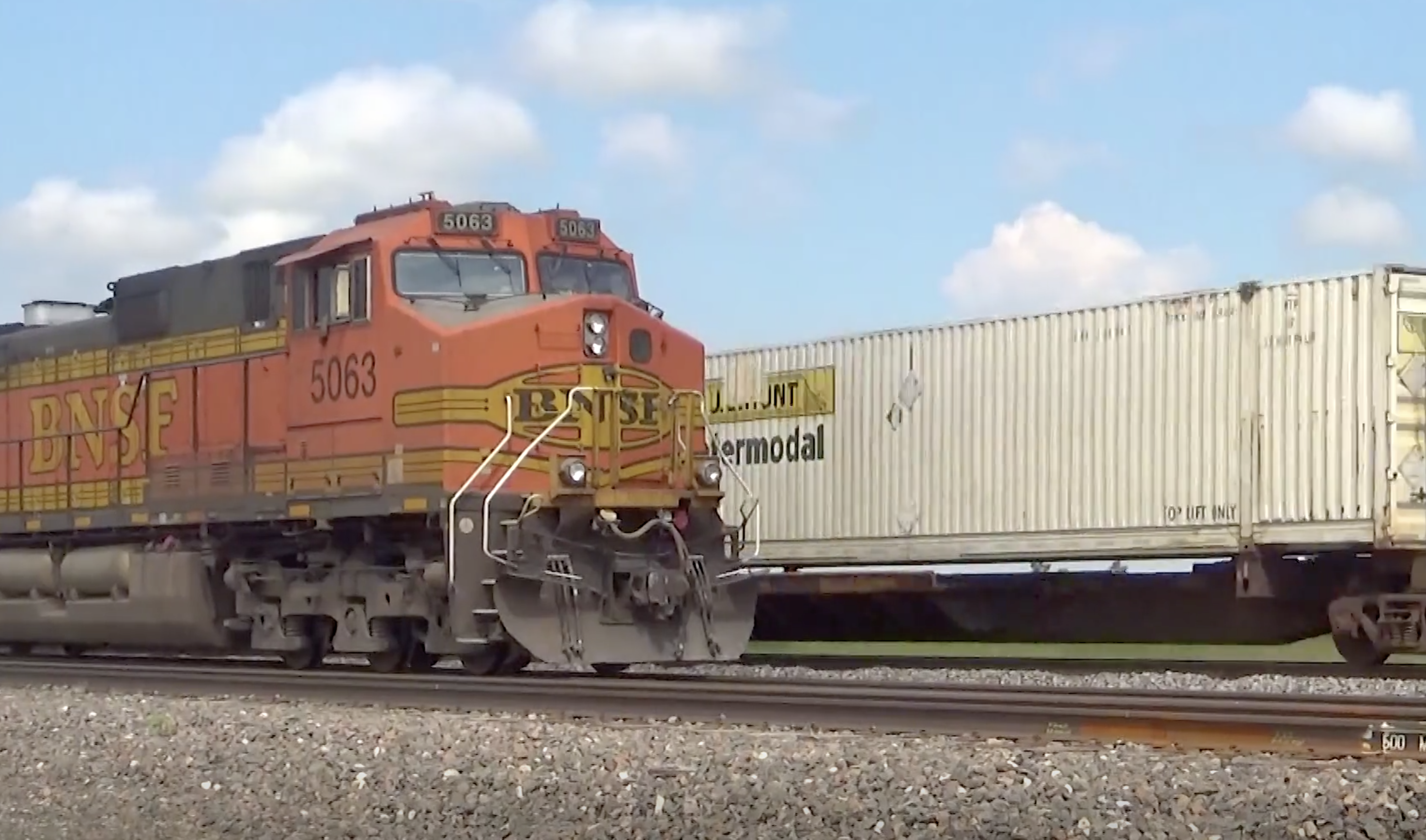 BNSF Railway Triple Track treat in Kansas