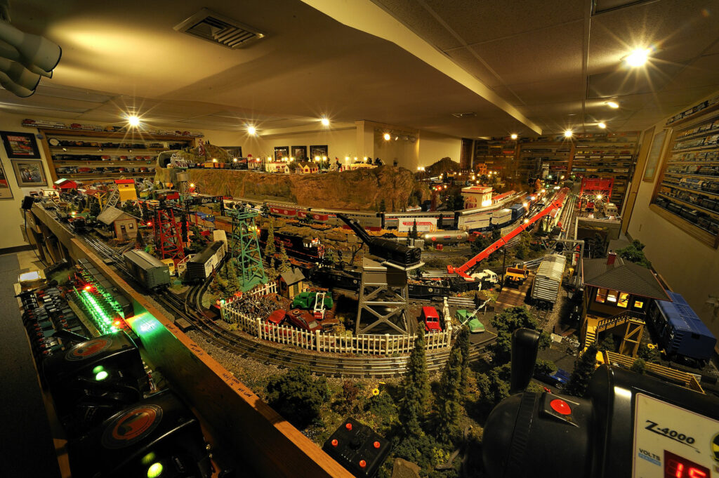 Overview of Stan Trzoniec’s O gauge layout.