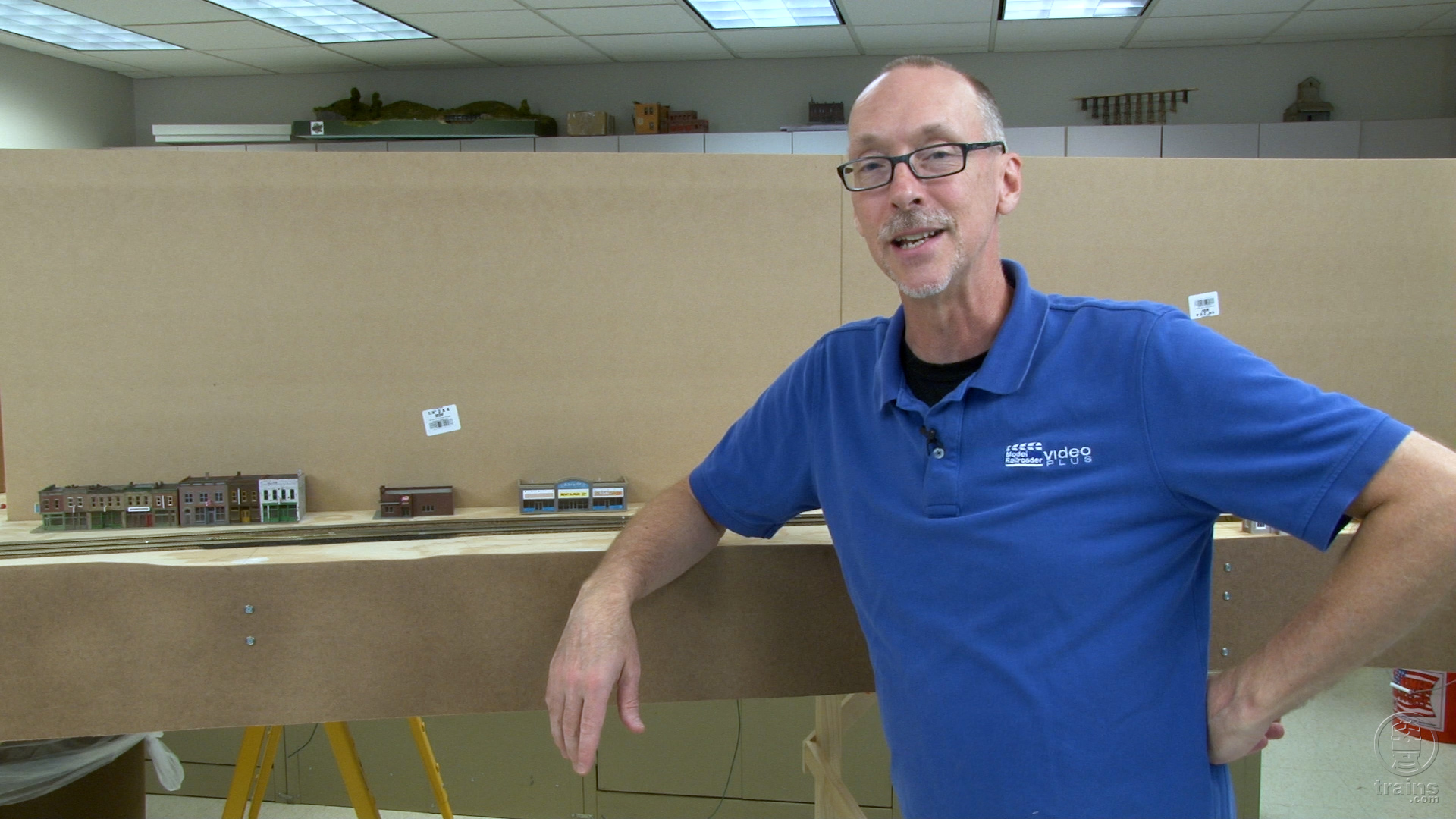 State Line Route in N scale: Installing fascia, Episode 9