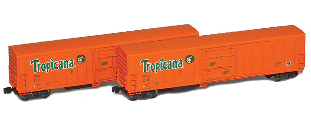 American Z Line Pacific Fruit Express R-70-20 mechanical refrigerator cars decorated in Tropicana’s orange paint scheme