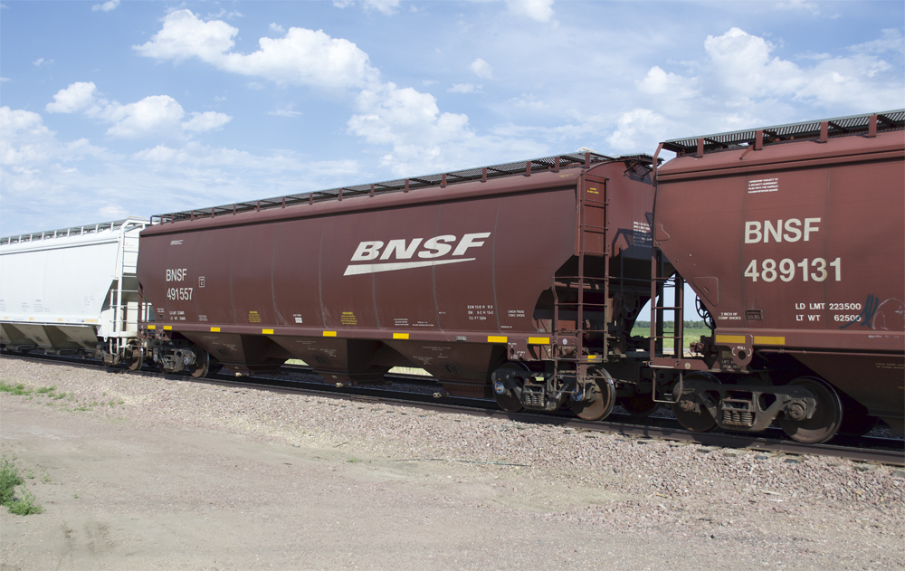 BNSF FreightCar America 5204 covered hopper.