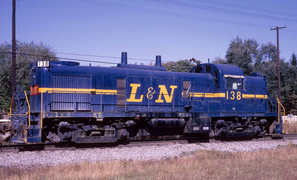 blue locomotive with yellow stipe and large yellow L and N logo 
