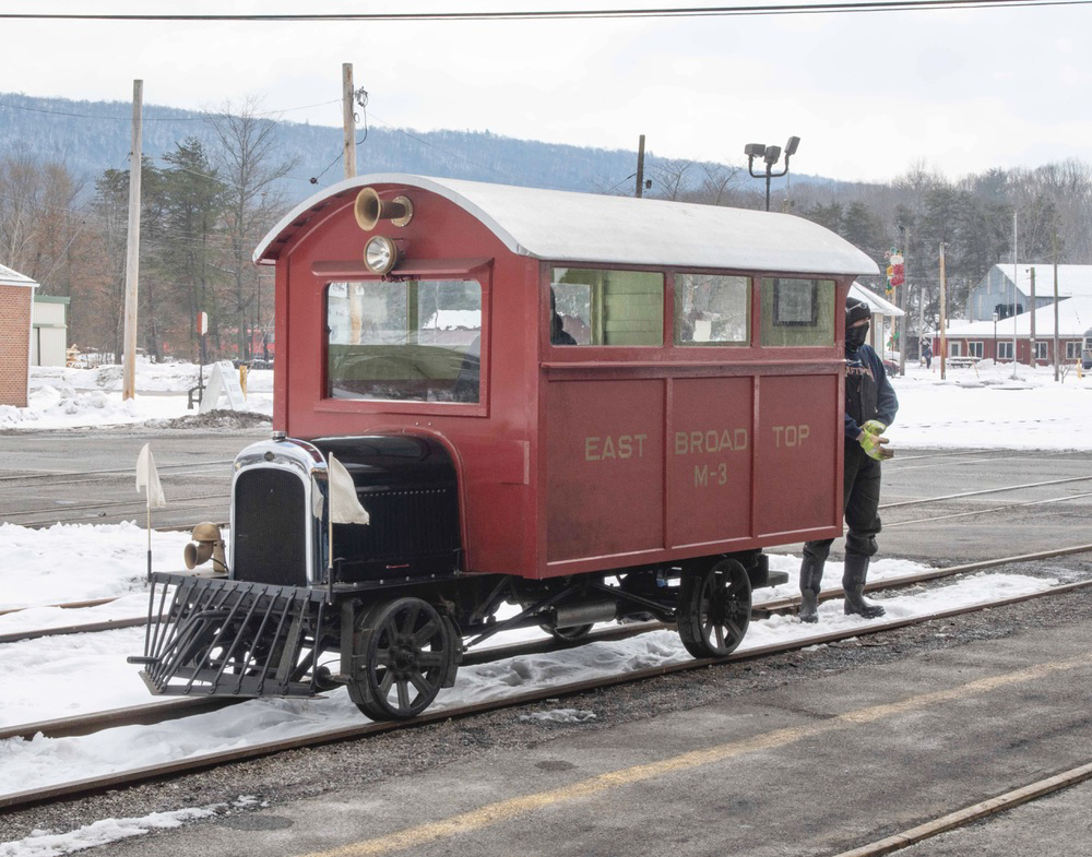 Homebuilt, wooden-bodied railcar