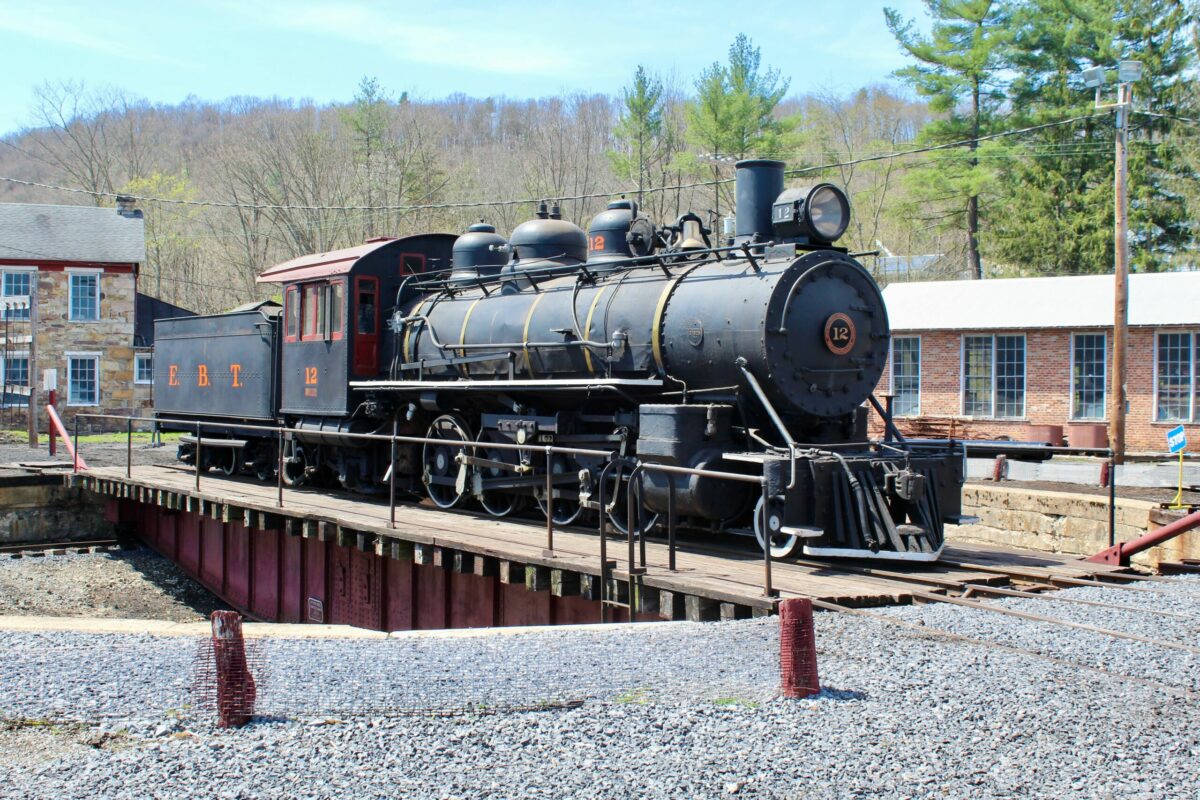 narrow-gauge steam locomotive on a turntable