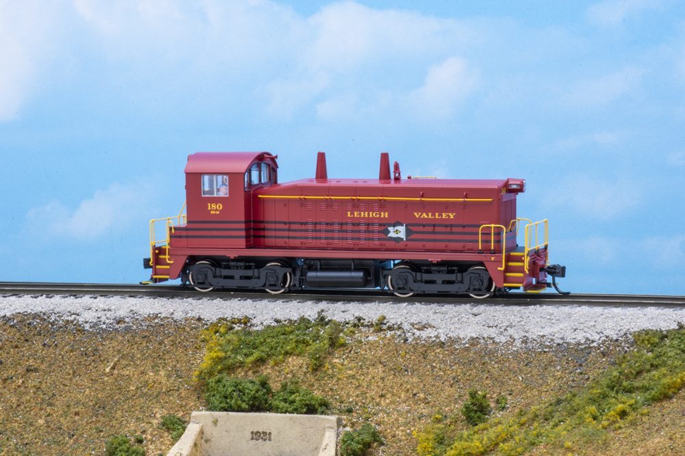 Model Railroader - Trains