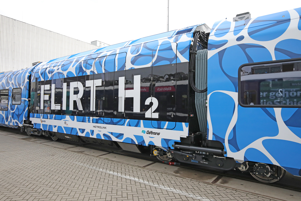 Central portion of hydrogen train with large letters reading "Flirt H2"