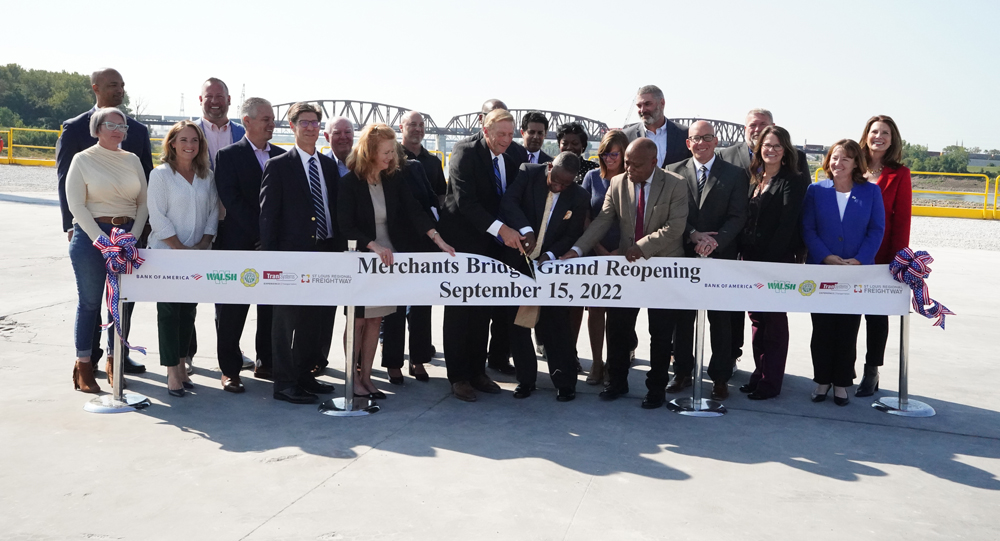 People in ribbon-cutting ceremony