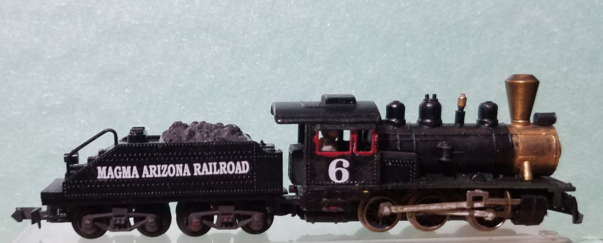 An Arnold N scale 0-6-0 steam locomotive
