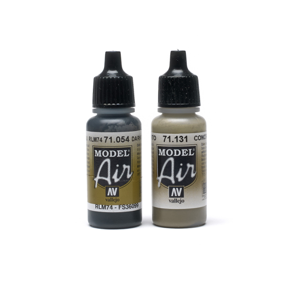 Acrylic paints for airbrushing - Trains