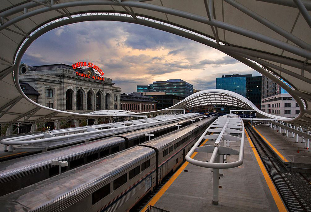 California Zephyr day trip to Winter Park: picture of trains in station